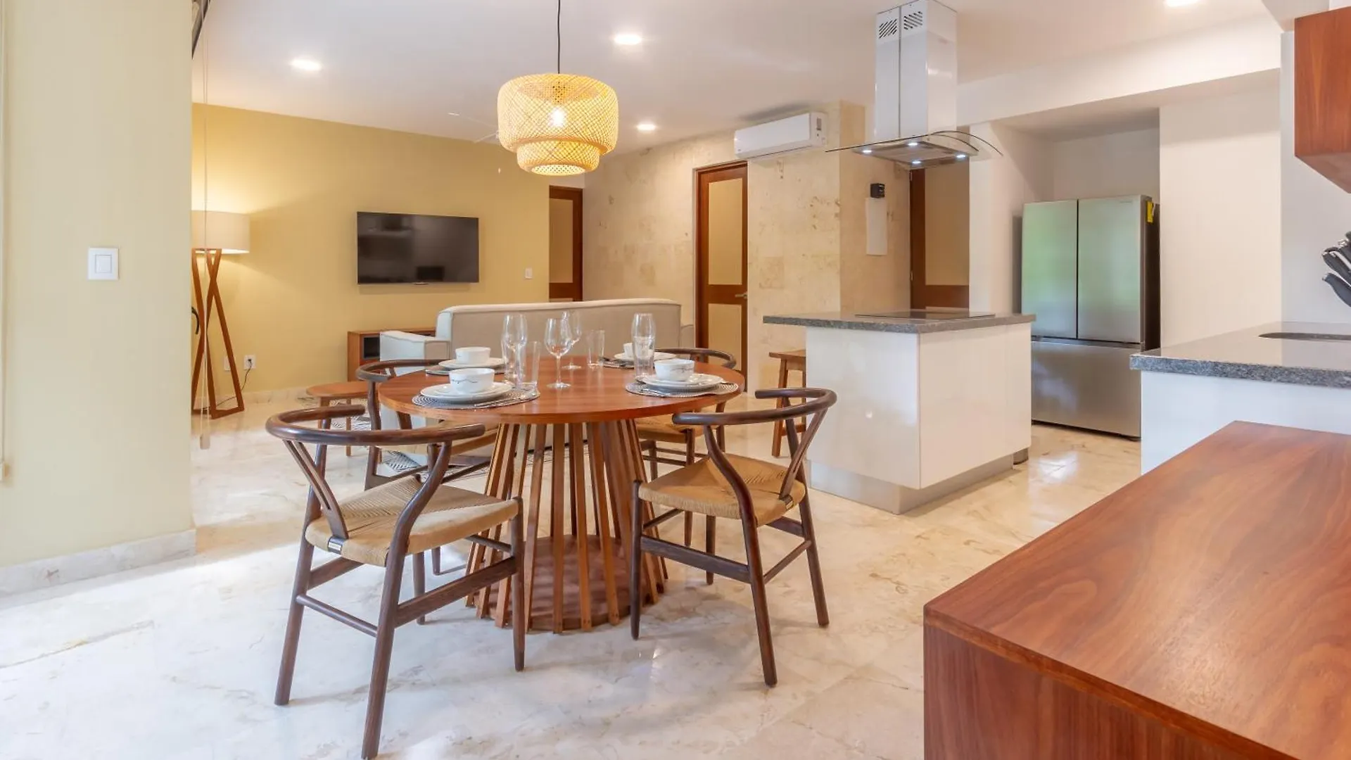 Tropical Bliss Apartments 3 Pools Rooftop Lounge And Gym Akumal 0*,  Meksika