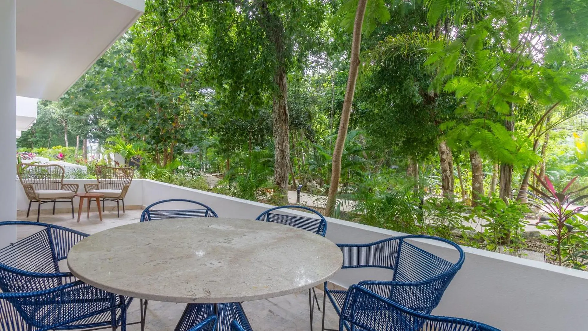 Tropical Bliss Apartments 3 Pools Rooftop Lounge And Gym Akumal